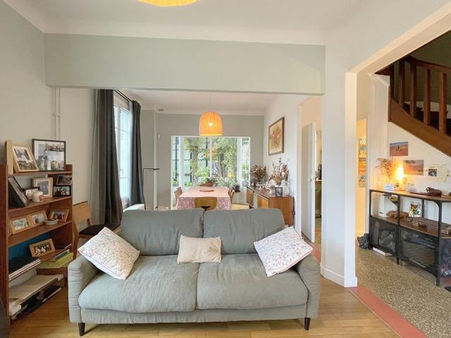 Tout savoir sur cette maison dans le quartier Plateau Ouest, à Suresnes