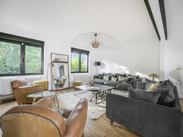 Tout savoir sur cette maison dans le quartier Plateau Ouest, à Suresnes