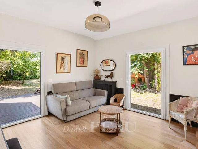 Tout savoir sur cette maison dans le quartier Robinson, à Sceaux