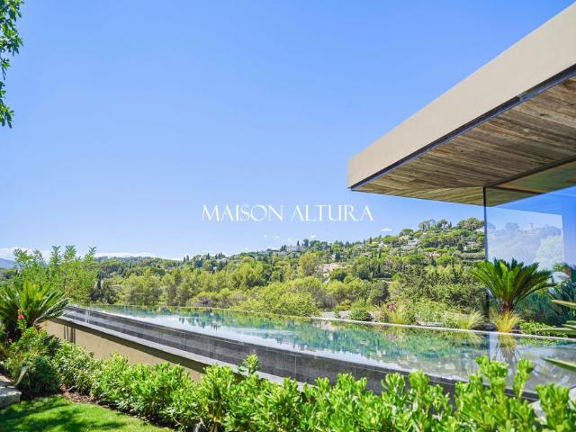 Tout savoir sur cette maison dans le quartier Valmasque Notre Dame de Vie, à Mougins