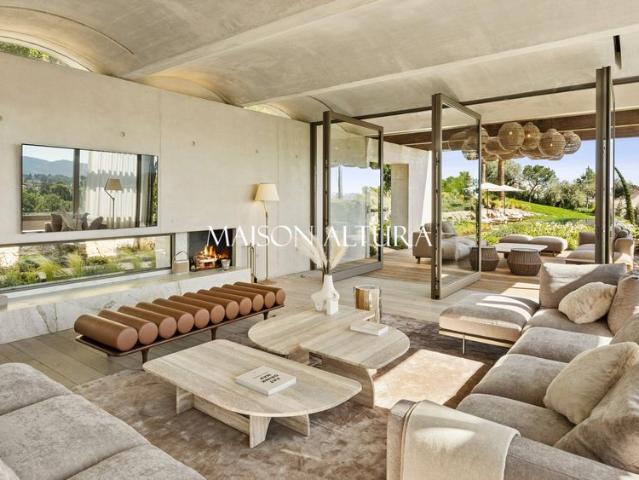 Tout savoir sur cette maison dans le quartier Valmasque Notre Dame de Vie, à Mougins