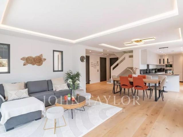 Tout savoir sur cette maison dans le quartier Village Le Val Cabrieres, à Mougins