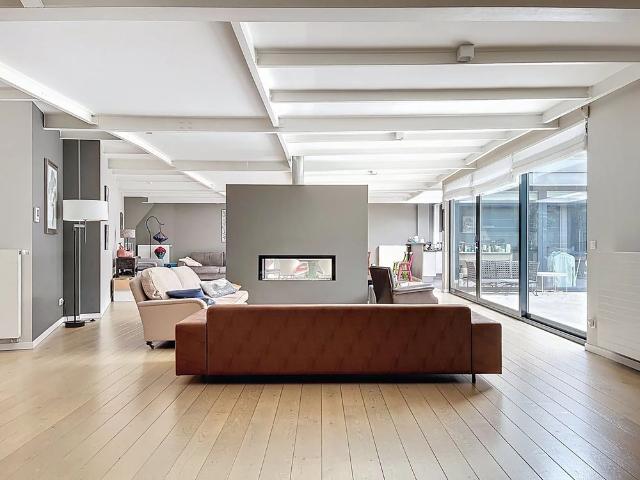 Tout savoir sur ce loft et atelier à Etterbeek, à Etterbeek