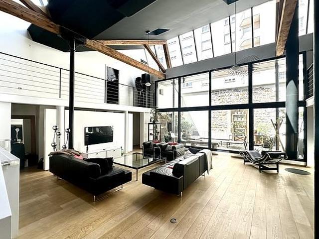 Tout savoir sur ce loft et atelier dans le quartier Les Brotteaux Bellecombe Masséna, à Lyon 6ème