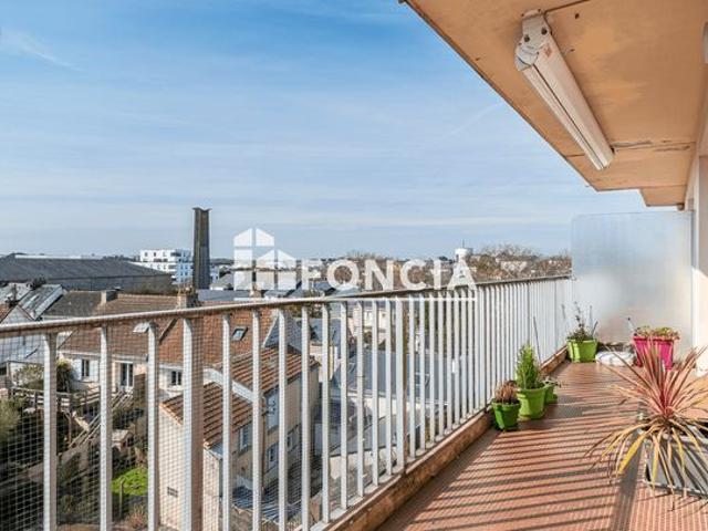 Toutes commodités à pied APPARTEMENT T2 avec terrasse et garage