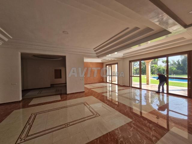 Villa en location à souissi rabat