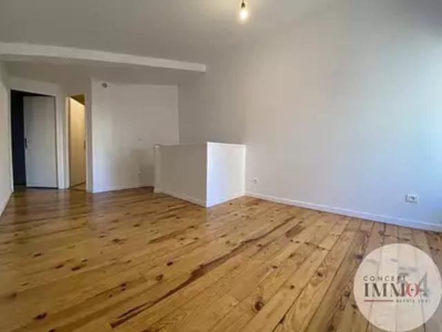 Toul 54200 Location appartement 2 pièces t2 au dernier étage