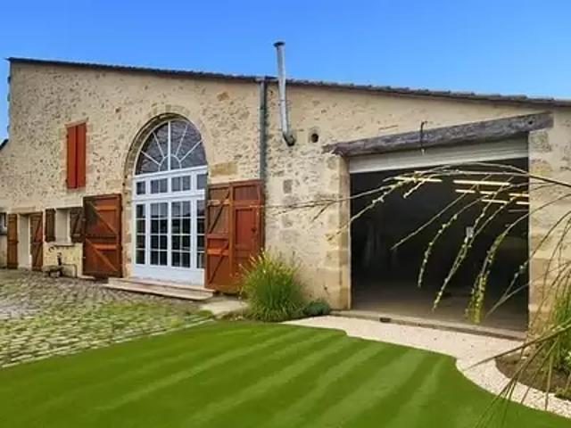 Toulenne 33210 Achat / Vente maison 10 pièces t10 jardin terrasse
