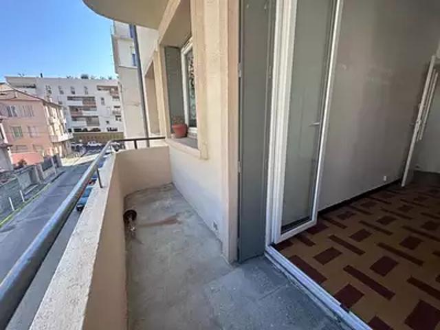 Toulon 83000 Achat / Vente appartement 3 pièces t3 cave balcon