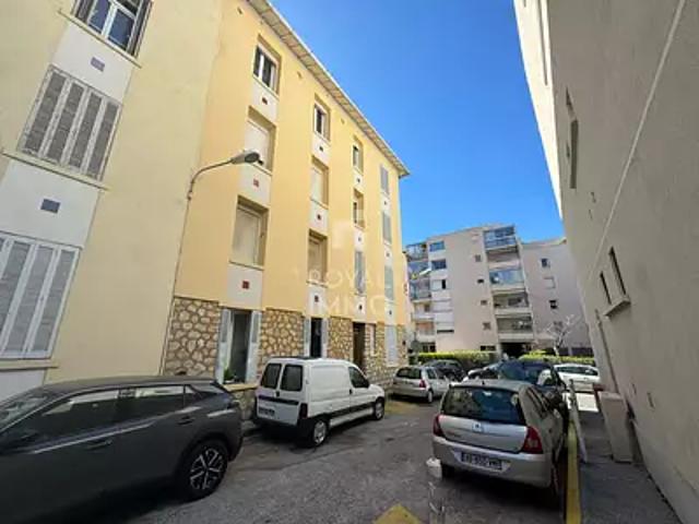 Toulon 83000 Achat / Vente appartement 2 pièces t2