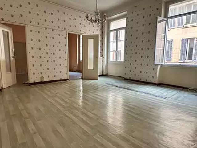 Toulon 83000 Achat / Vente appartement 4 pièces t4