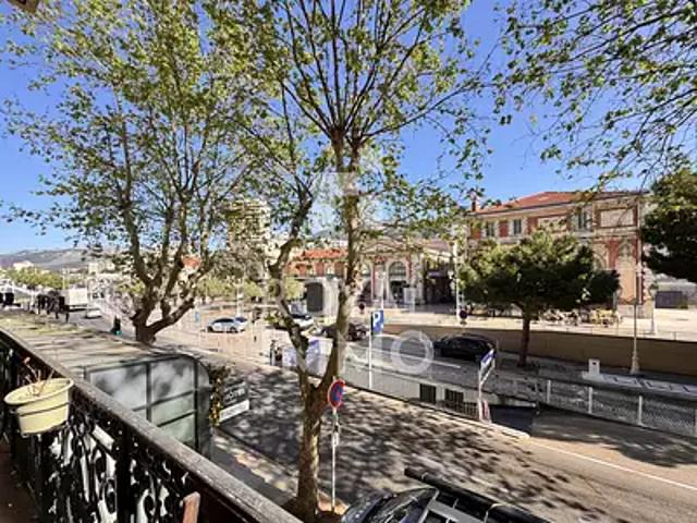 Toulon 83000 Achat / Vente appartement 5 pièces t5