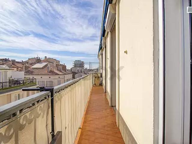 Toulon 83000 Achat / Vente appartement 9 pièces t9 au dernier étage