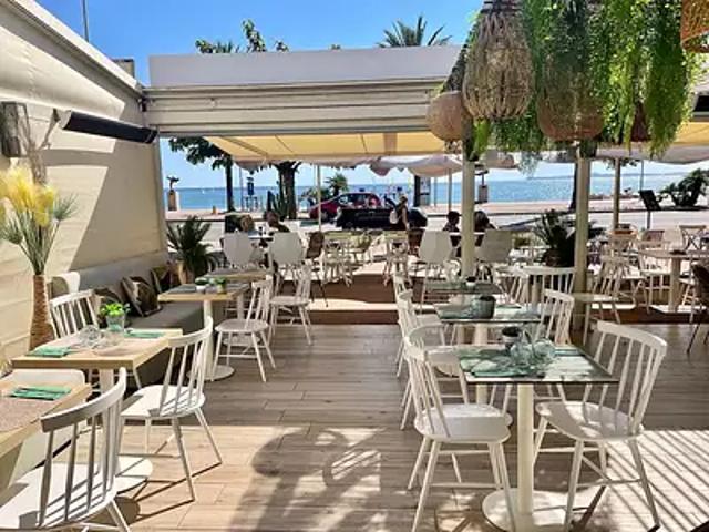 Toulon 83000 Achat / Vente divers 10 pièces