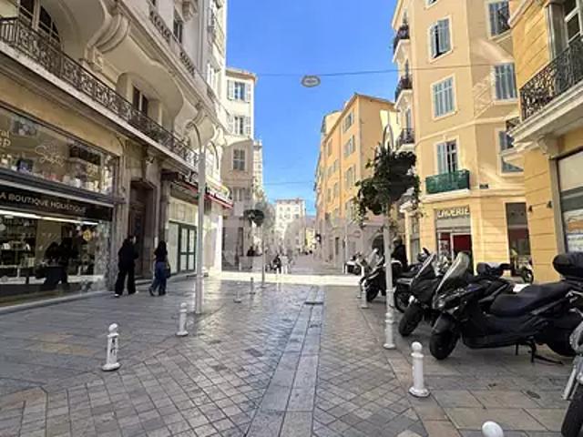 Toulon 83000 Achat / Vente divers