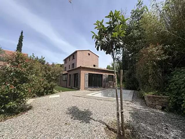 Toulon 83000 Achat / Vente maison 6 pièces t6 piscine