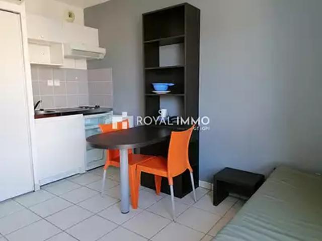 Toulon 83000 Location appartement 1 pièce t1
