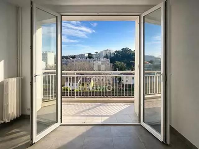 Toulon 83100 Achat / Vente appartement 3 pièces t3
