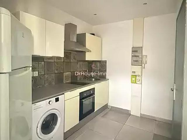 Toulon 83100 Achat / Vente appartement 2 pièces t2