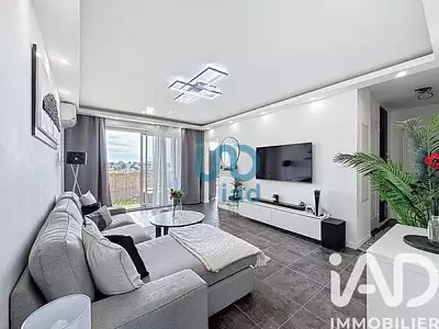 Toulon 83100 Achat / Vente appartement 4 pièces t4 au dernier étage parking