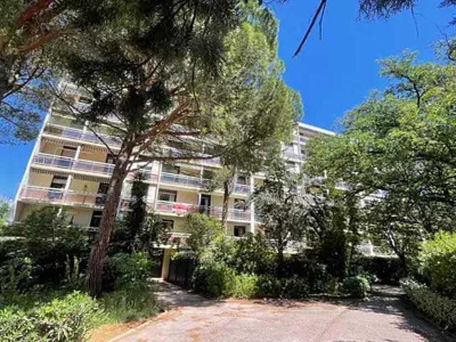 Toulon 83100 Achat / Vente appartement 5 pièces t5 au dernier étage