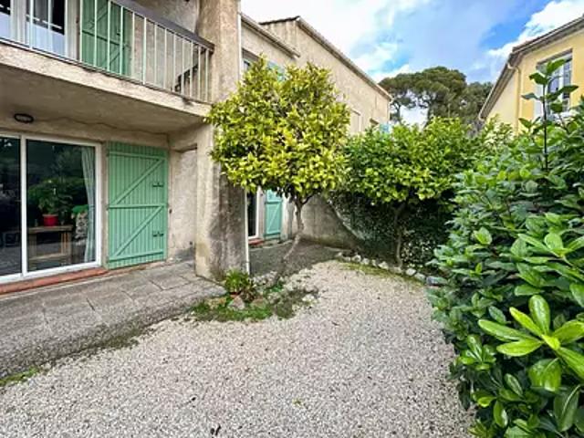 Toulon 83100 Achat / Vente maison 5 pièces t5 jardin terrasse