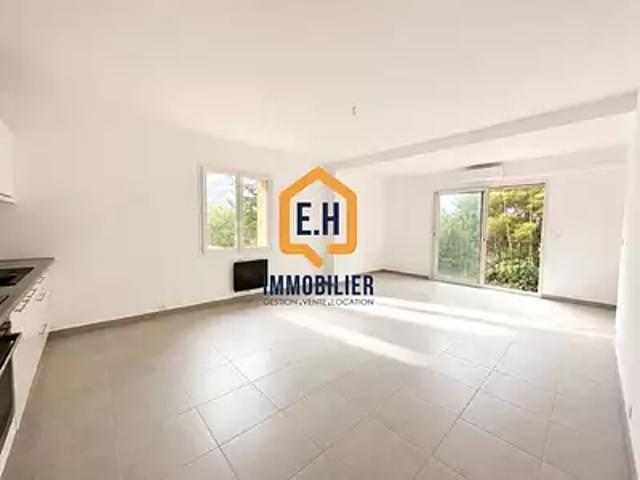 Toulon 83200 Achat / Vente appartement 3 pièces t3 au dernier étage parking