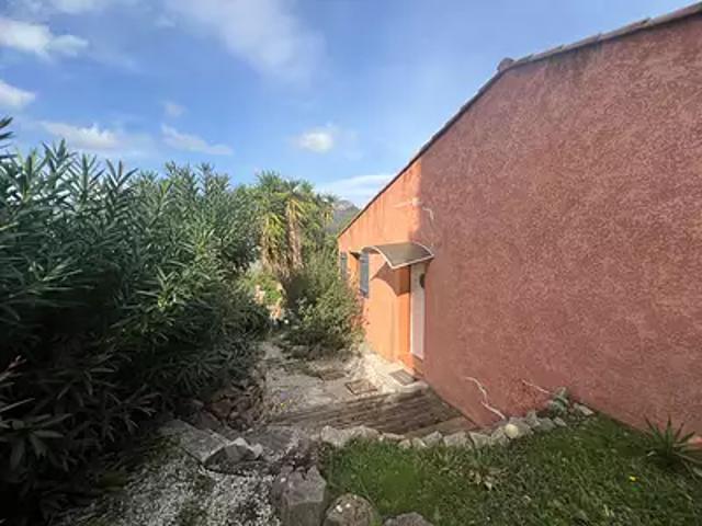 Toulon 83200 Achat / Vente maison 5 pièces t5 au dernier étage
