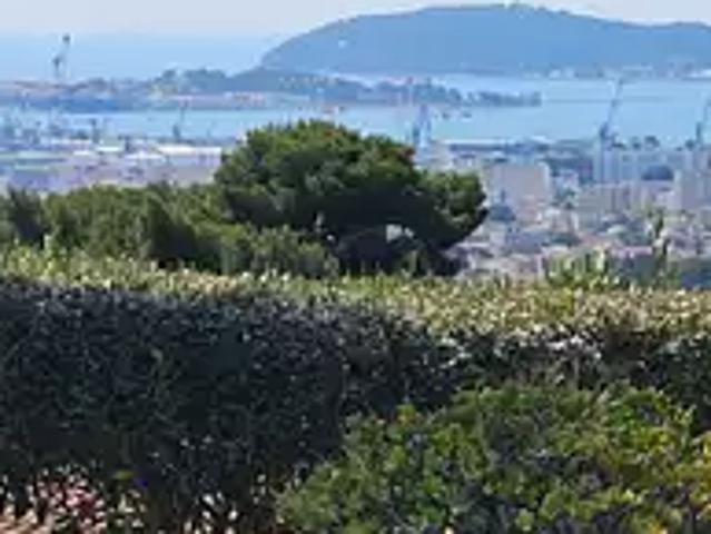Toulon 83200 Achat / Vente maison 5 pièces t5 jardin