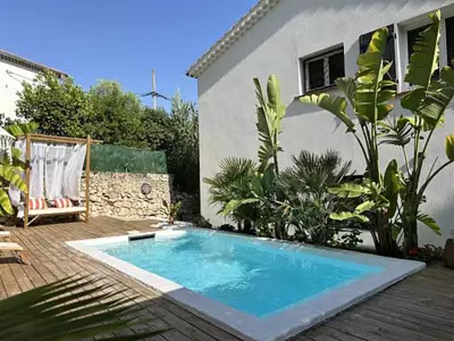 Toulon 83200 Achat / Vente maison 7 pièces t7 piscine terrasse