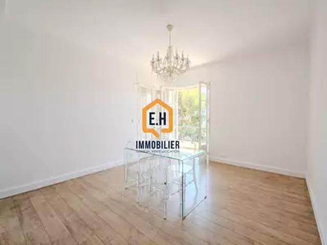 Toulon 83200 Location appartement 3 pièces t3 parking