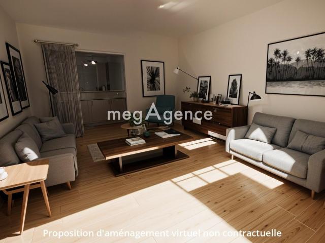 TOULON CENTRE – T3 AVEC GRANDE LOGGIA – EMPLACEMENT RECHERCHÉ
