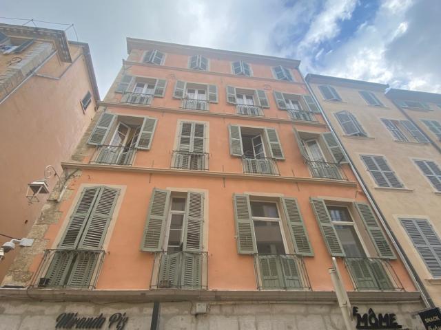 Toulon Centre Ville proche port et arsenal