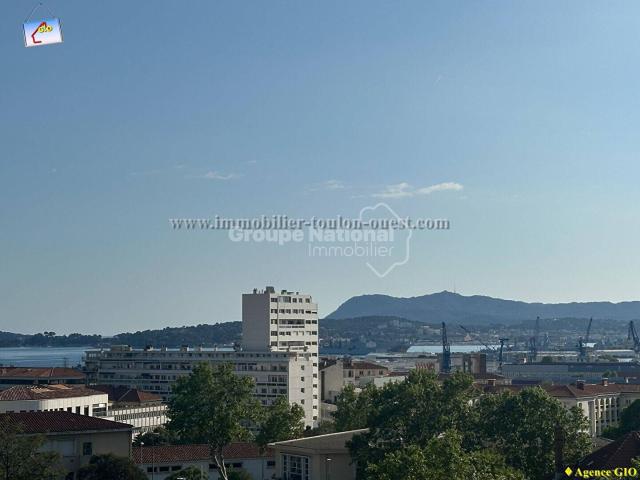 TOULON APPARTEMENT T3 DE 85 M² TERRASSE VUE MER CAVE