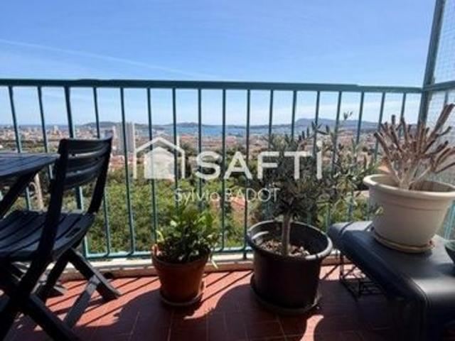 TOULON BAS FARON APPARTEMENT T3 AVEC MAGNIFIQUE VUE 180° +CAVE