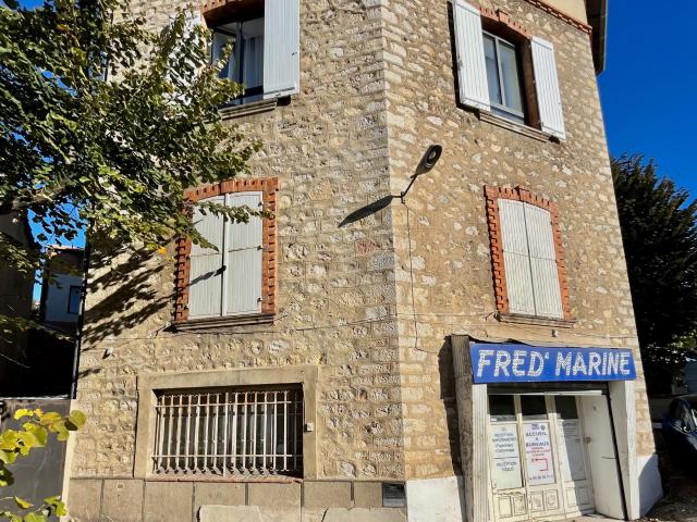 TOULON Bas Faron surface de 350m2