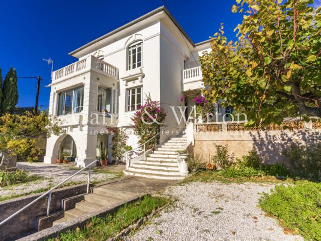 TOULON Bas Faron très jolie maison années 30 bien située