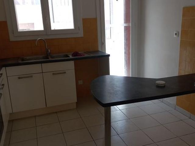 Toulon Est: Appartement T3 surface habitable 68.10m2