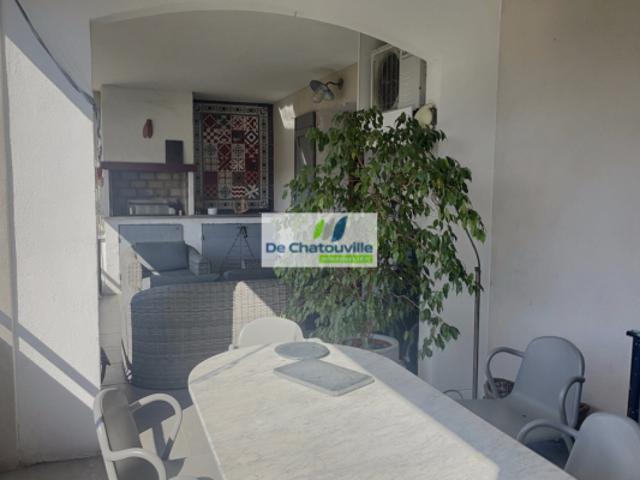 TOULON EST APPARTEMENT TYPE 5