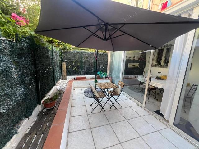 TOULON EST Bel appartement avec Terrasses et Véranda