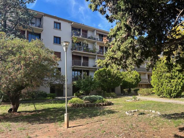 Toulon Est les Ameniers: T3 2 ème étage 58M2 avec garage privatif, balcon, cave