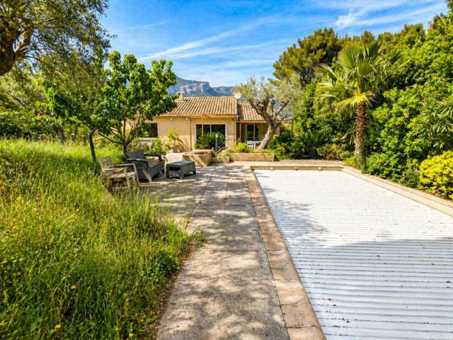 TOULON HUBAC MAISON AVEC PISCINE