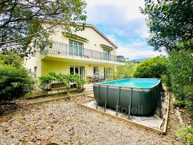 TOULON La Serinette, spacieuse maison de 166 m2 sur beau ter