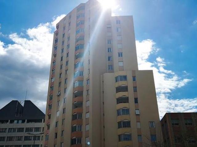 TOULON – La Rode – Grand T7 de 144 m² avec fort potentiel