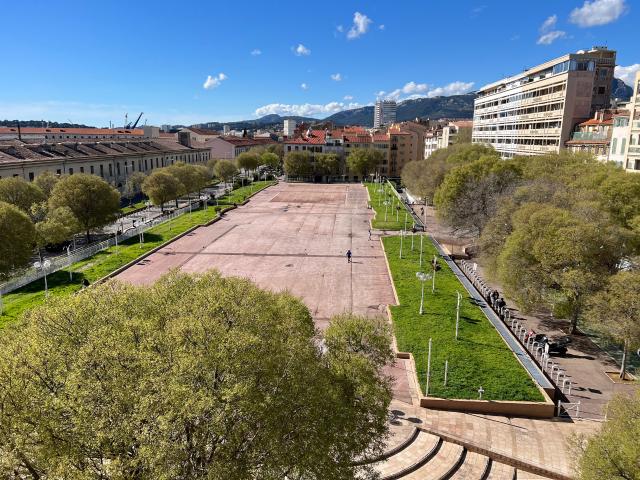 TOULON PLACE D'ARMES Type 3 de 86 m2