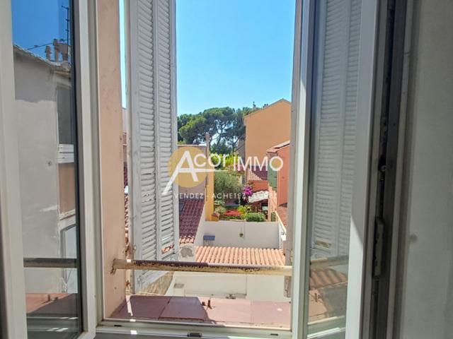 TOULON QUARTIER PRISE DE CLARET APPART T3 DERNIER ETAGE DANS