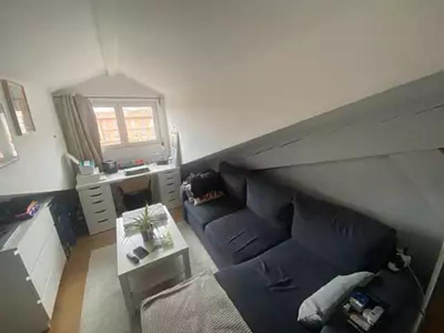Toulouse 31000 Achat / Vente appartement 2 pièces t2 au dernier étage