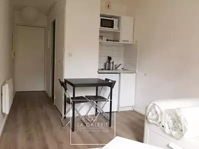 Toulouse 31000 Location appartement 1 pièce t1 au dernier étage