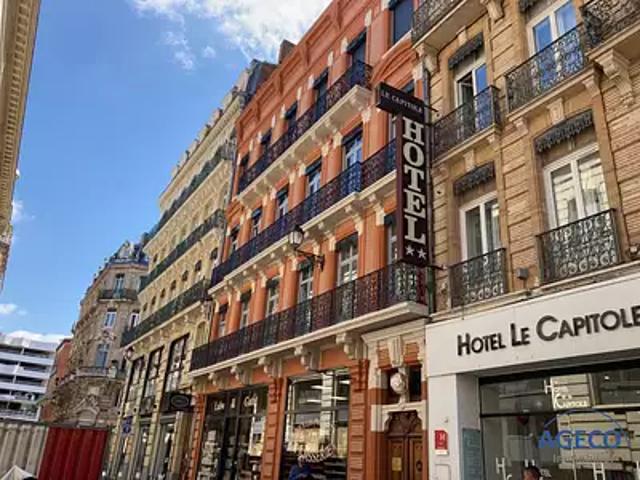 Toulouse 31000 Location appartement 1 pièce t1 au dernier étage