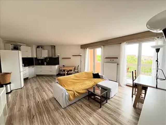Toulouse 31100 Location appartement 2 pièces t2 au dernier étage parking
